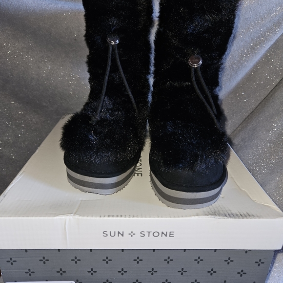 Sun + Stone Womens Remii Tan Faux Suede Fuzzy Winter Snow Boots Shoes NWT Black - Picture 10 of 13